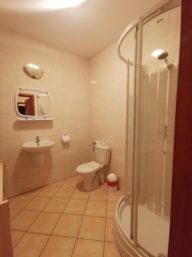 Podkowa Villa Police Luaran gambar